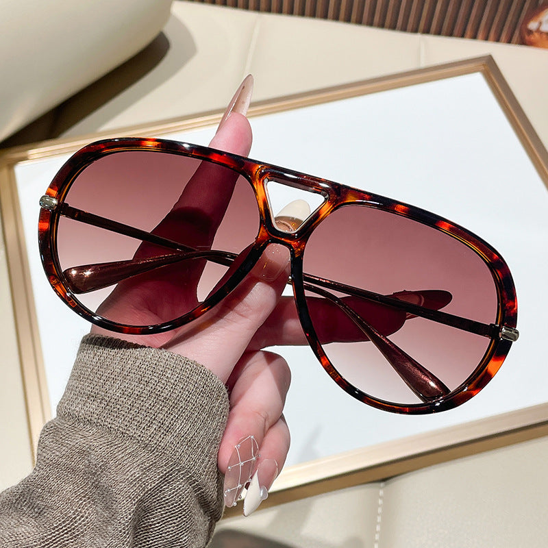 Retro Aviator Sunglasses with UV Protection