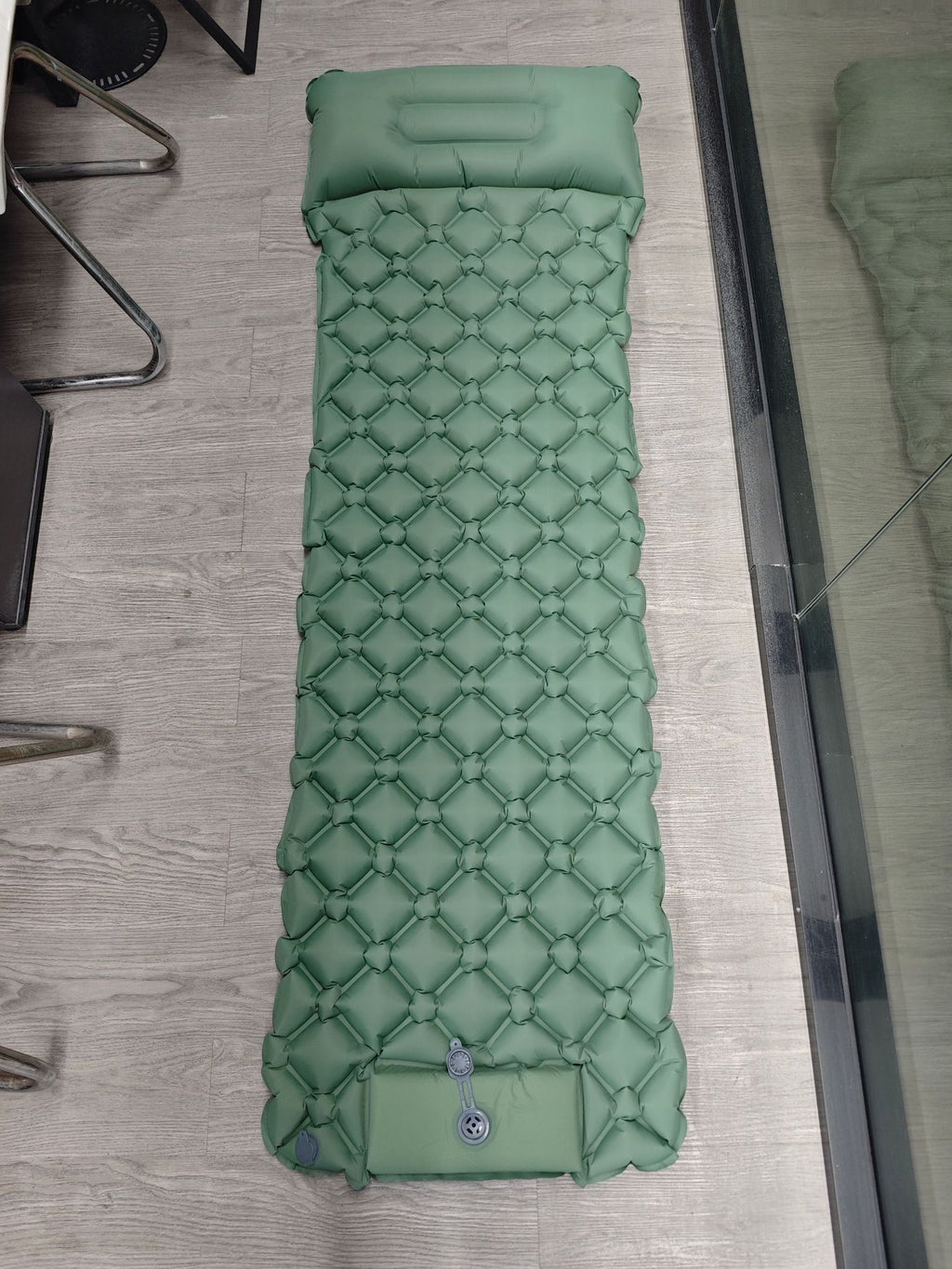 inflatable mattress