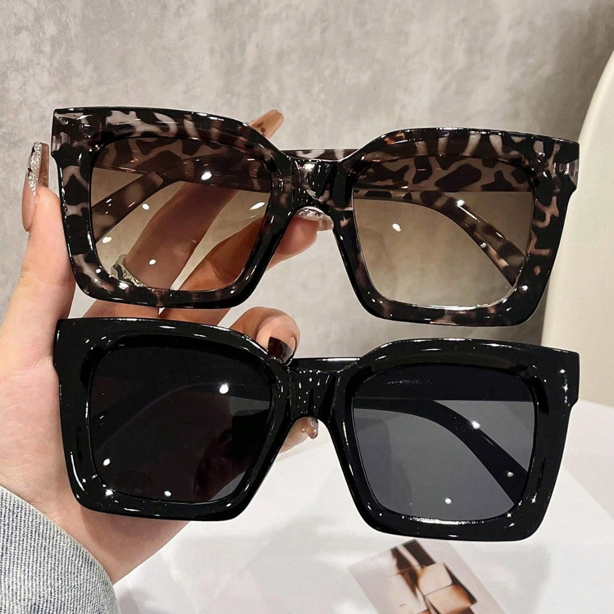 Large Frame Leopard Print Gradient Sunglasses
