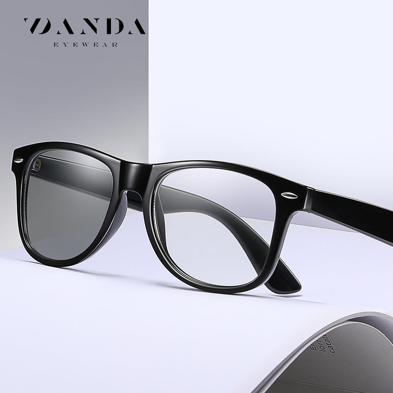 Photochromic Glasses