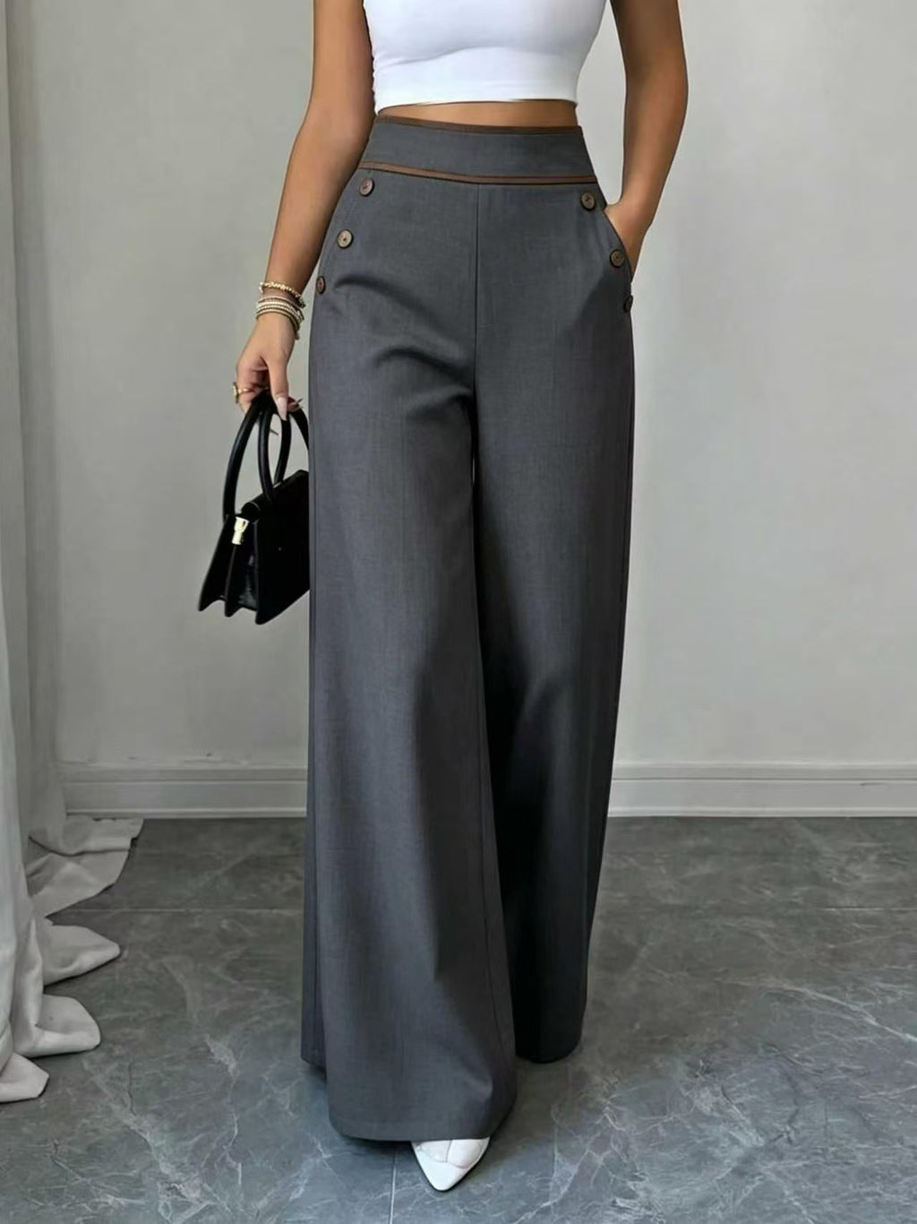 Wide-leg trousers