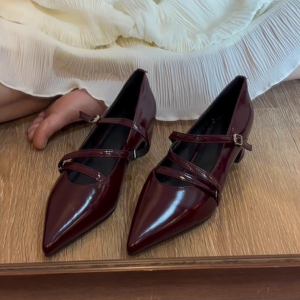 Womens Patent Leather Mary Jane Shoes