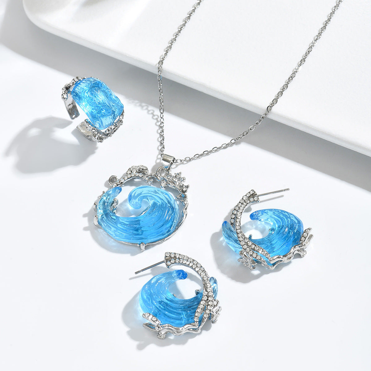 Wave Design Resin Jewelry Set