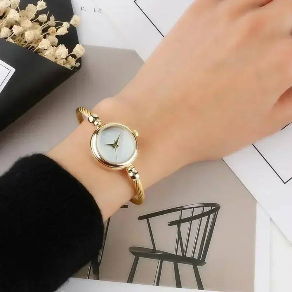 Women's Bracelet Quartz Watch