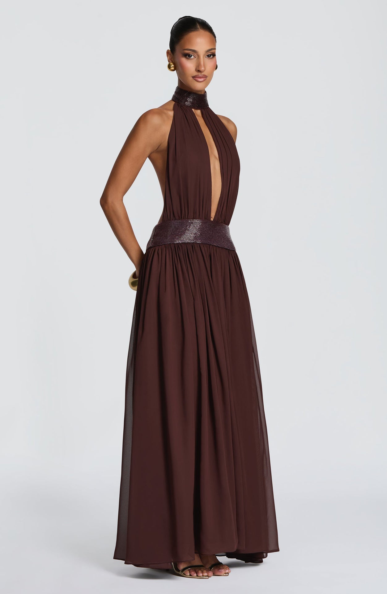 Backless sleeveless long chiffon dress