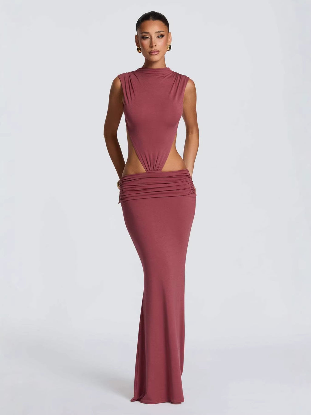 Sheer waist-revealing and backless long dress