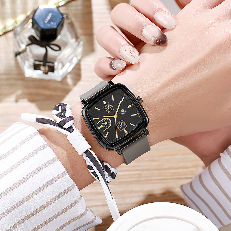 Fashion Square Dial Quartz Watch