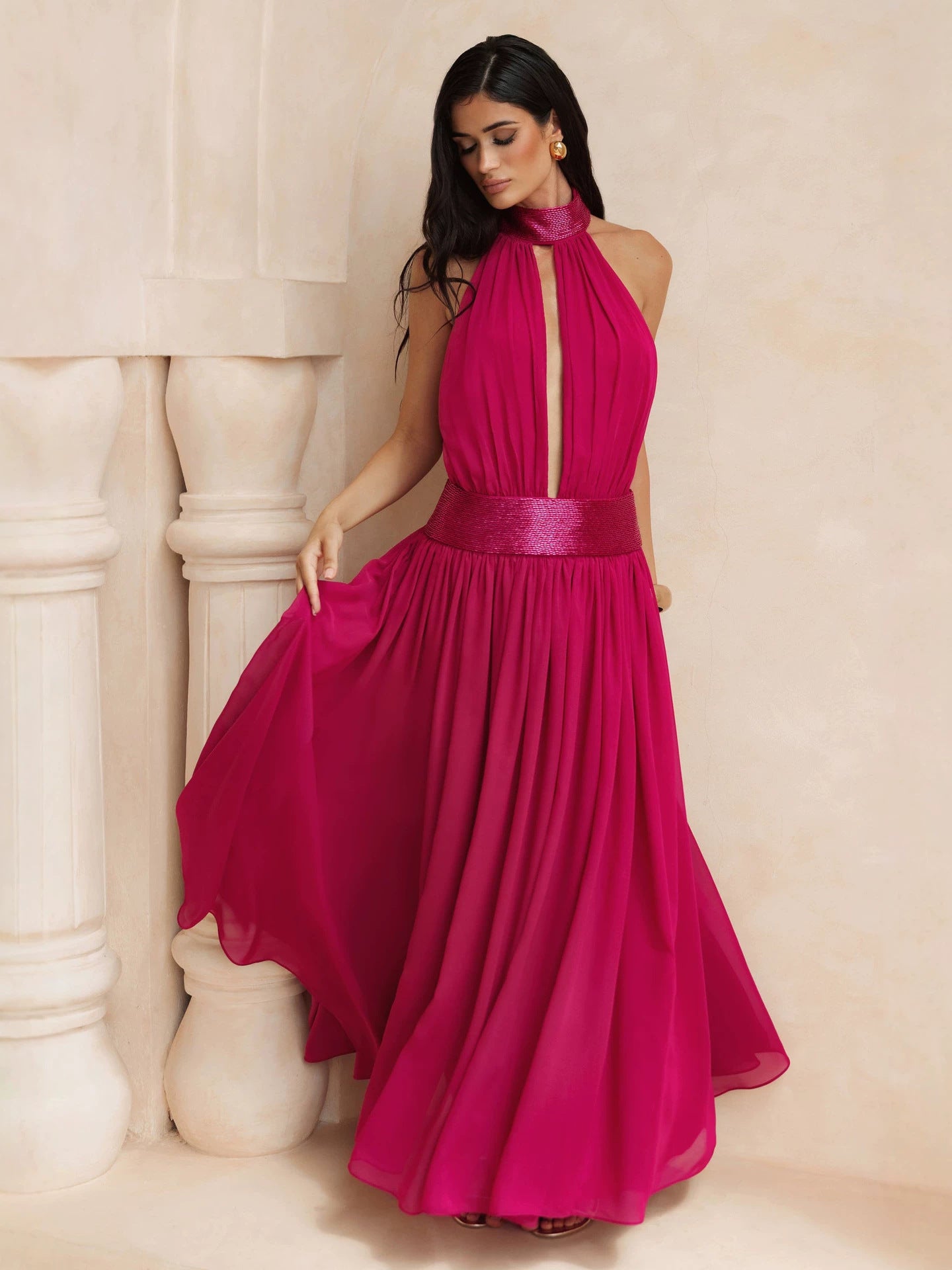 Backless sleeveless long chiffon dress