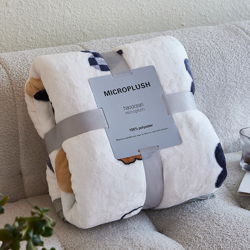 Solid-color flannel blanket