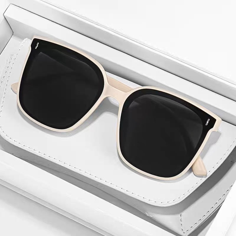 Sunglasses for sun protection