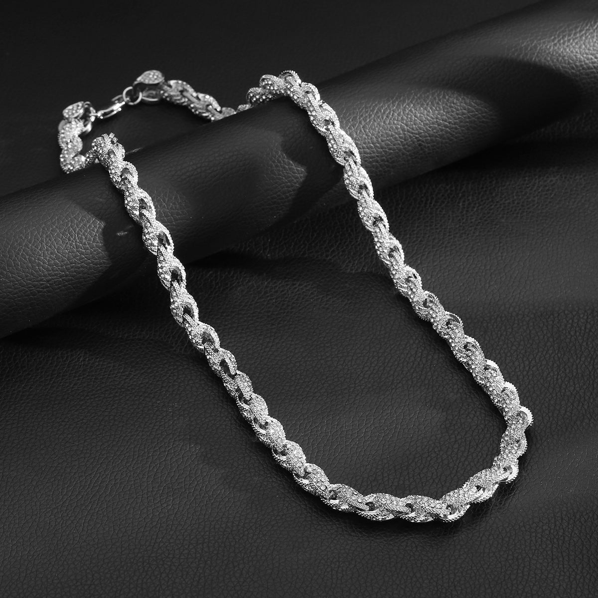 Hip Hop Twist Chain Alloy Necklace