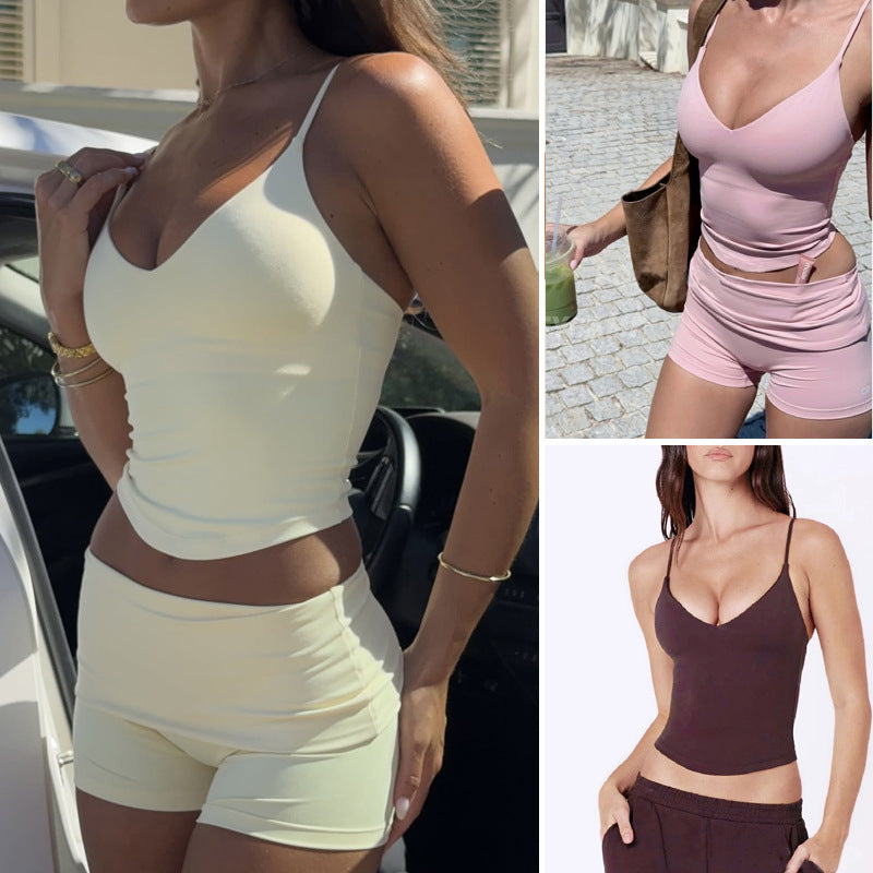 V-Neck Yoga Vest with Chest Pad Butt-Lifting Shorts