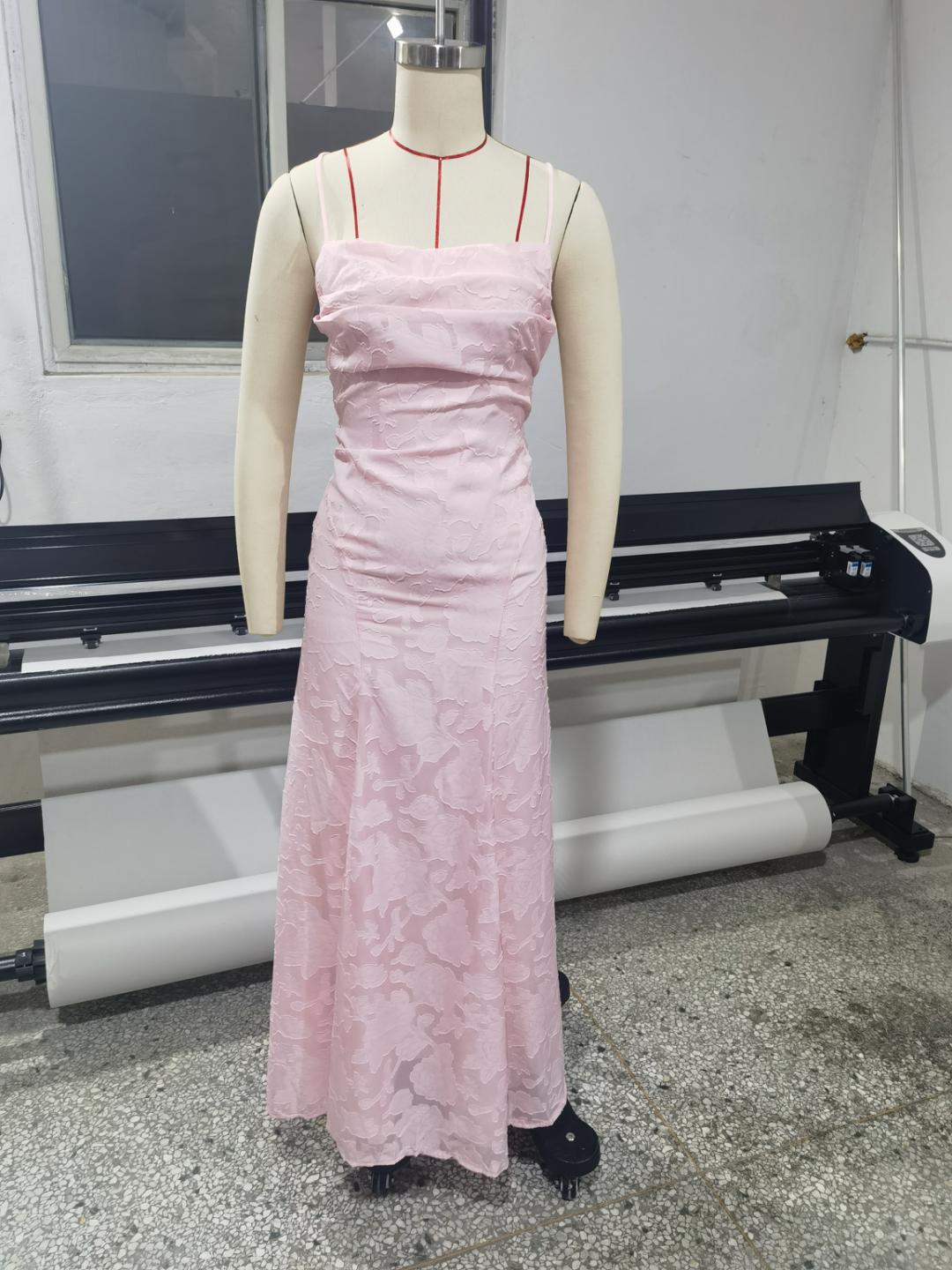 Elegant Lace Backless Evening Dress