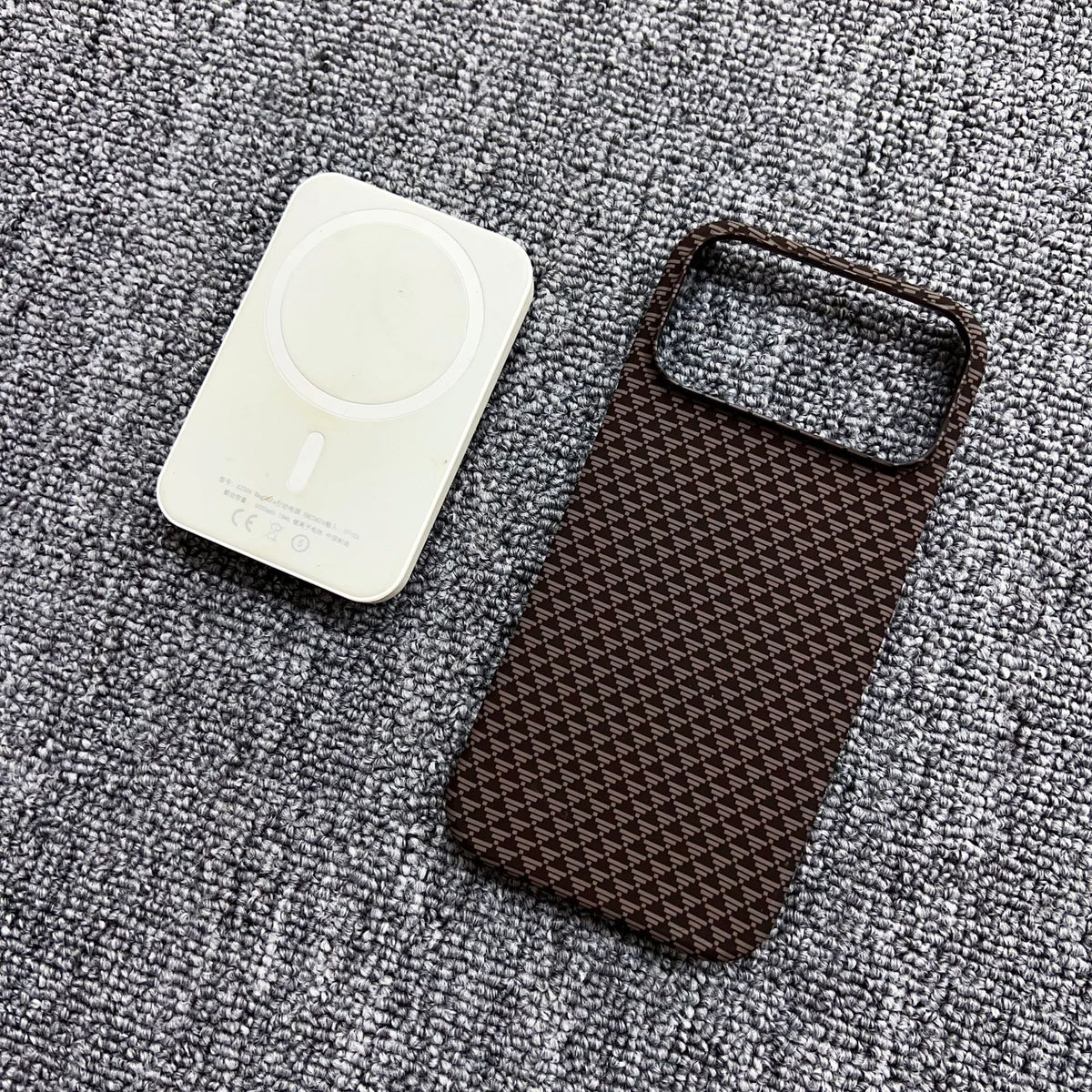 Magnetic phone case