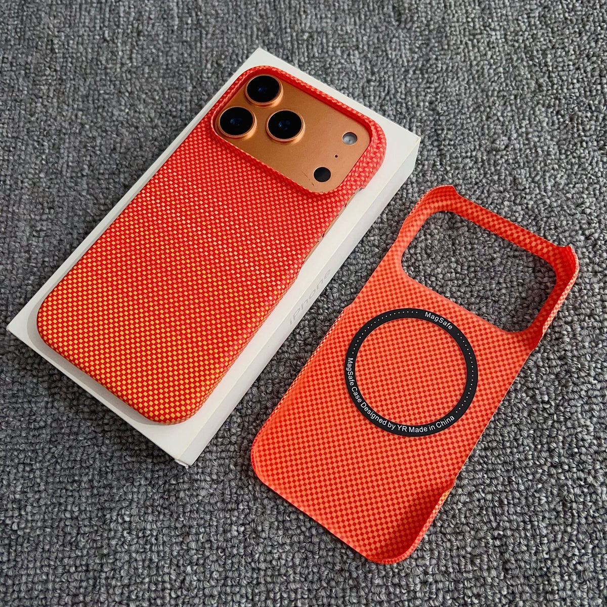 Magnetic phone case