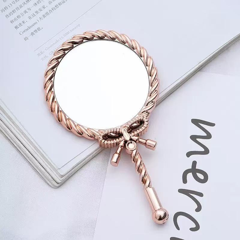 Retro Plastic Electroplated Handheld Makeup Mirror