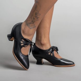 New Style Cut Out High-Heeled Lace-Up Large Size Women's Casual Shoes