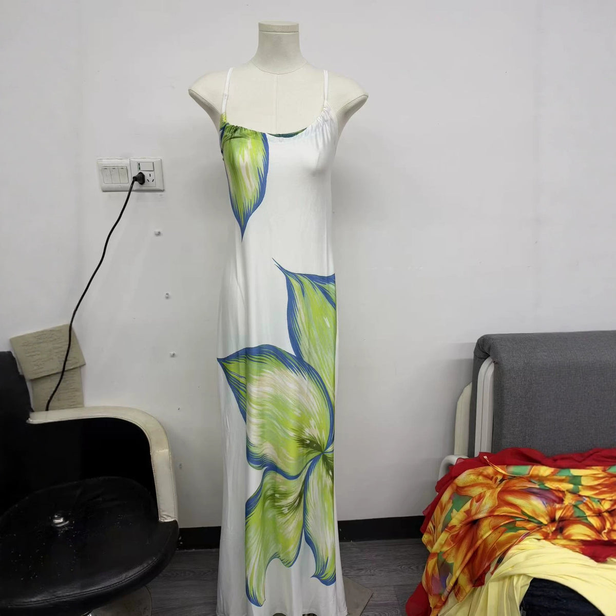 Gradient Print Backless Dress