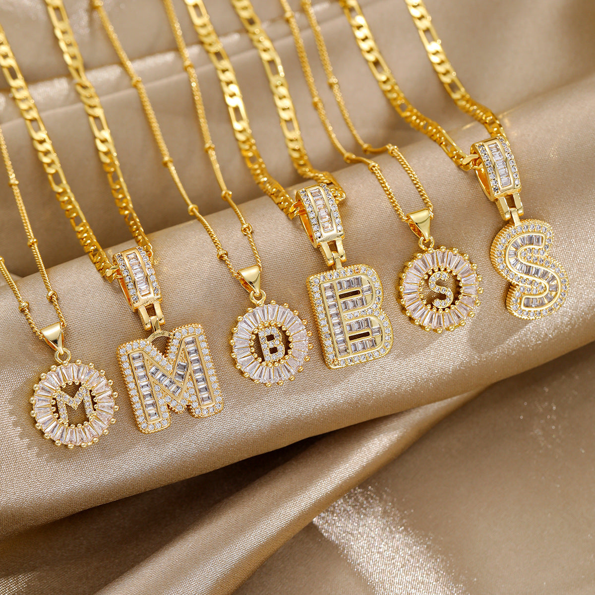 18k Gold Plated Zircon Letter Pendant Necklace Unisex Personalized Jewelry
