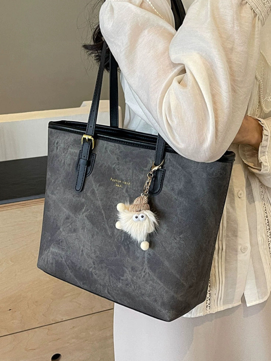 Large-capacity tote bag