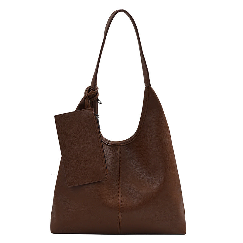 Large-capacity underarm bag