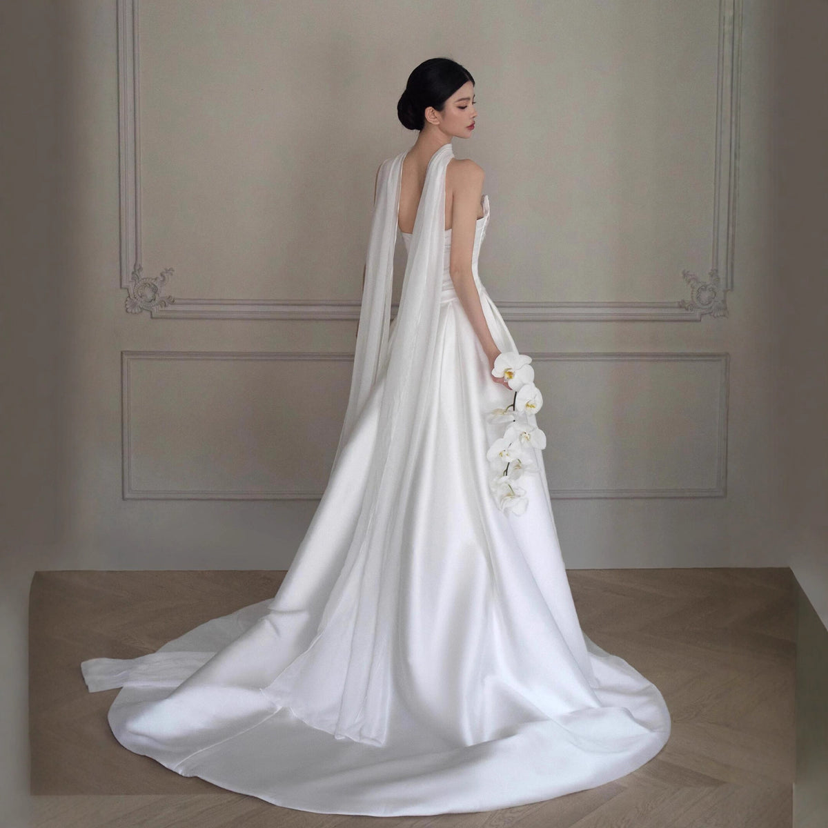 Elegant satin lightweight wedding dress, French style