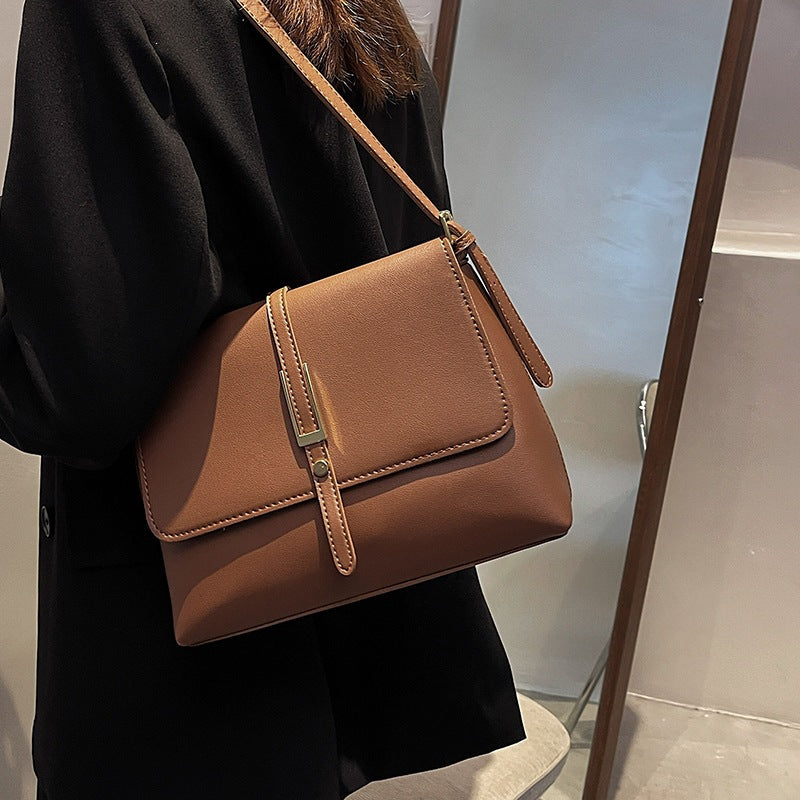 Vintage women's shoulder bag