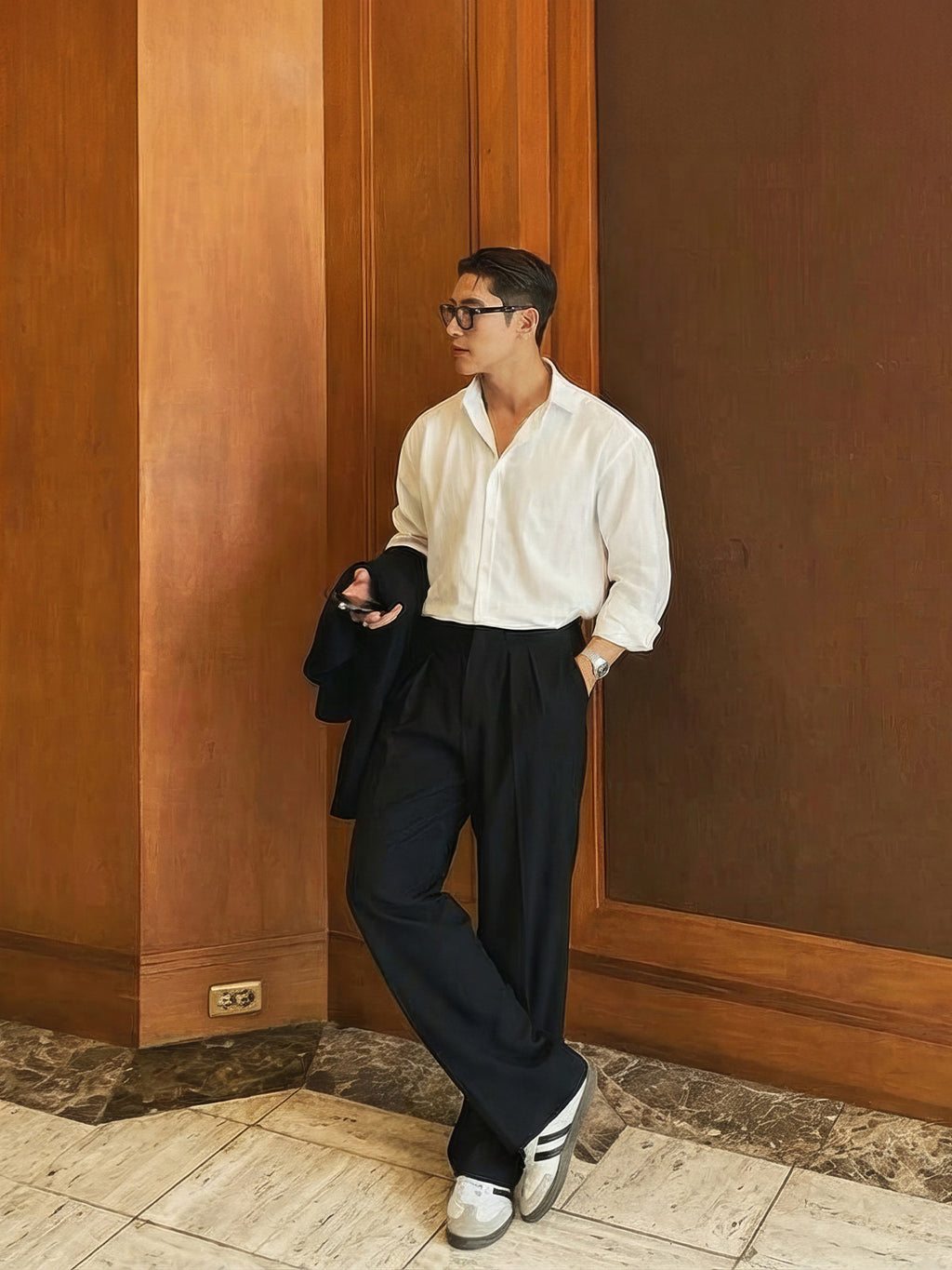 Men's Double Pleated Wide-Leg Trousers