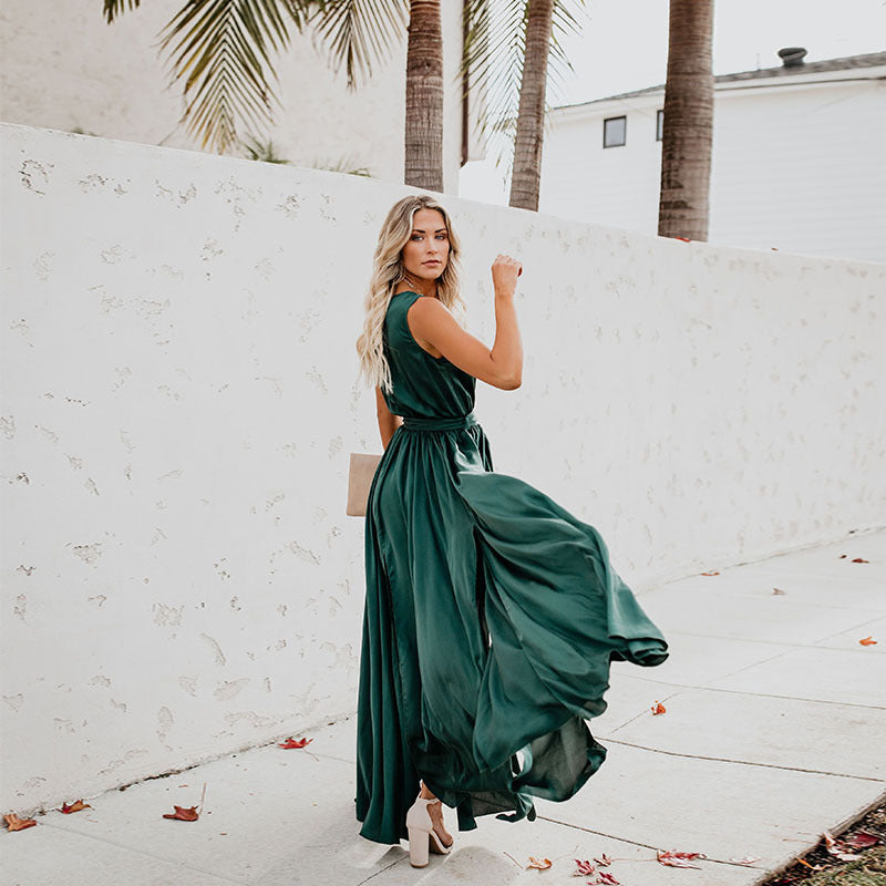2026 Cross-Border Plus-Size Women's New Bohemian Style Solid Color V-Neck Sleeveless High-Slit Plus-Size Long Dress