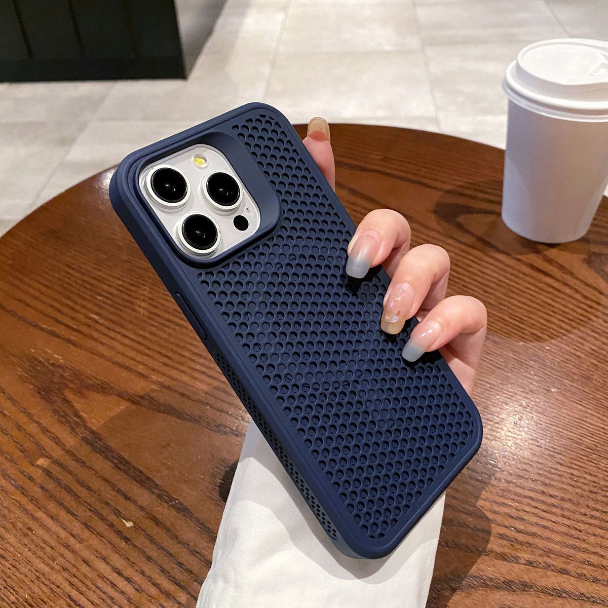 Magnetic Heat Dissipation Phone Case