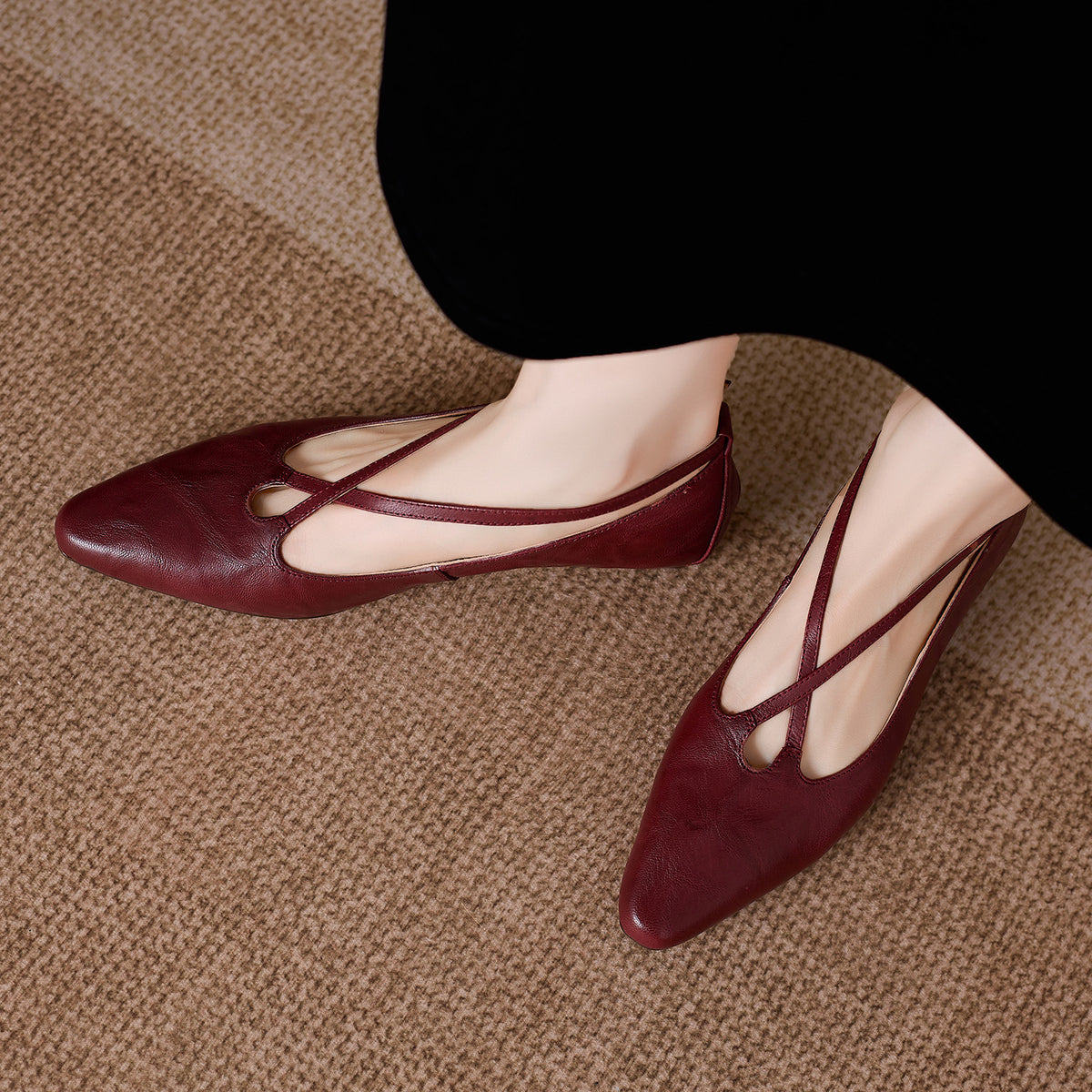 Kitten-heel peep-toe pumps with a crossover strap