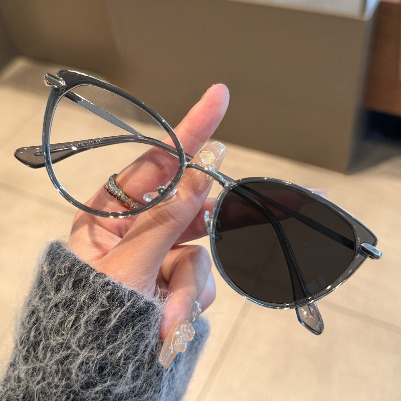 Retro Cat-Eye Blue Light Blocking Glasses