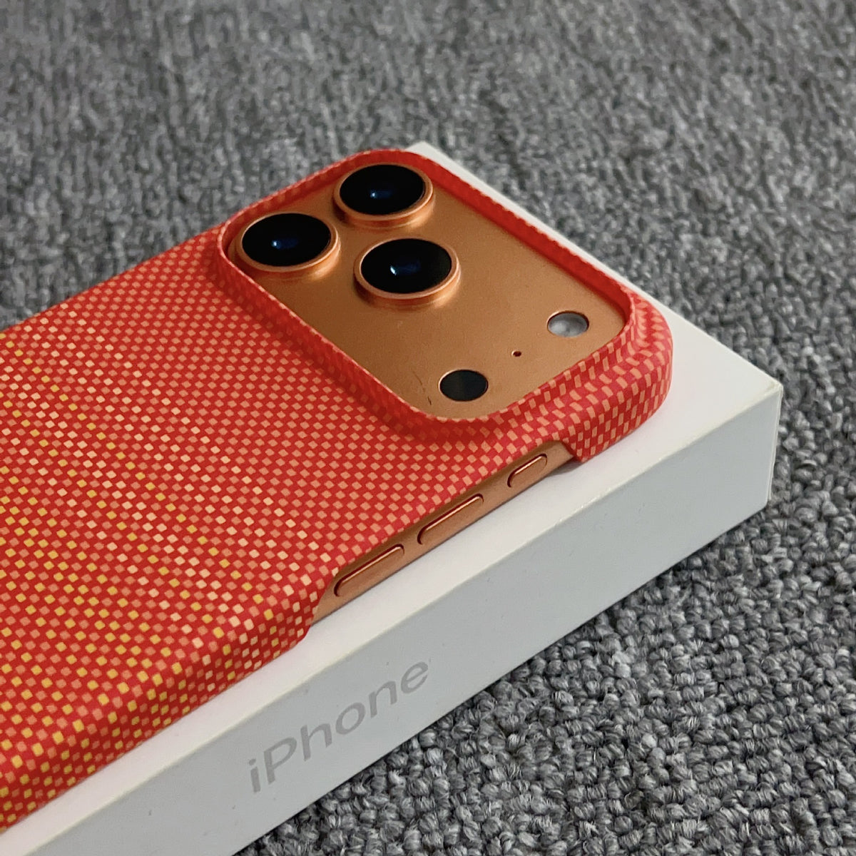 Magnetic phone case