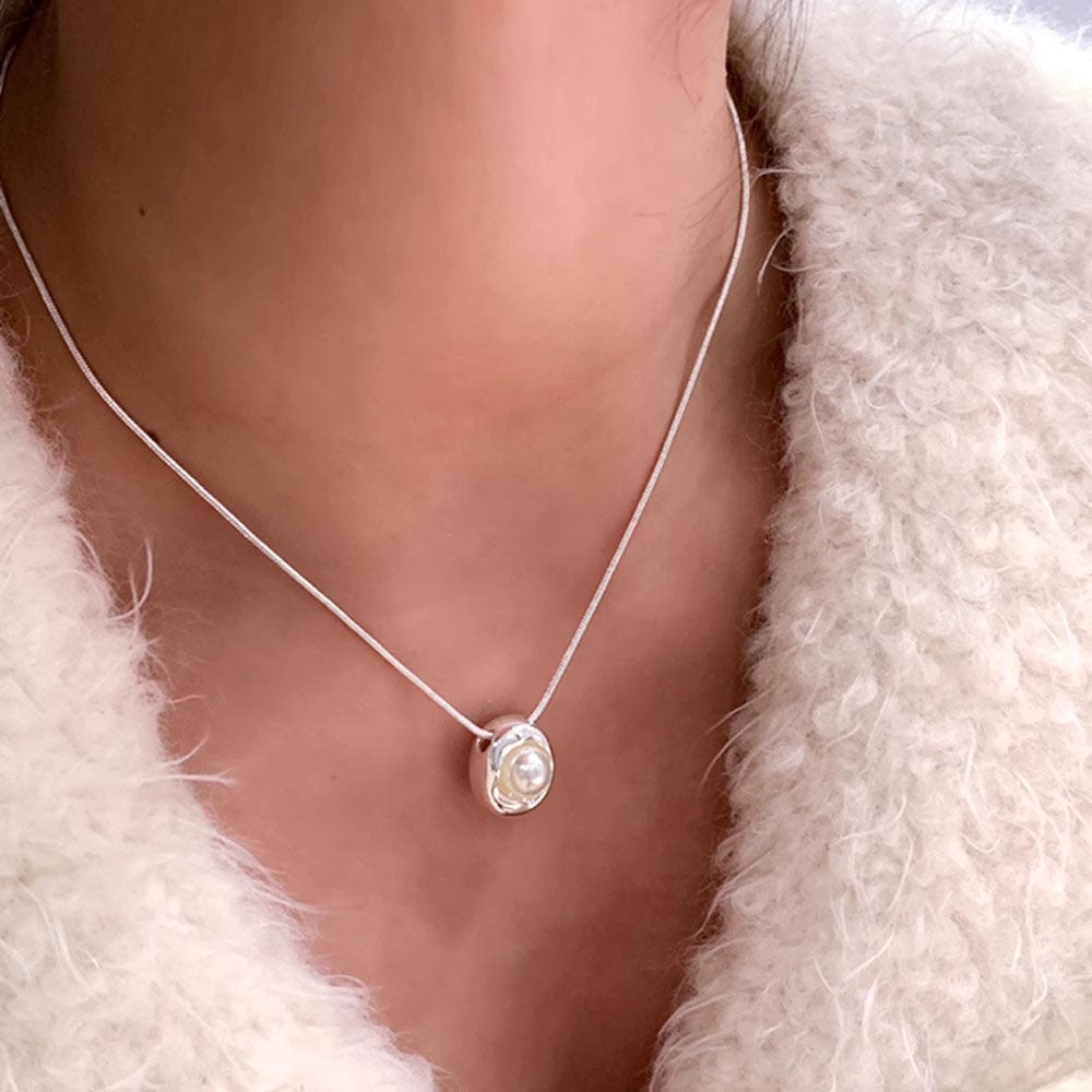 Niche Design Titanium Steel Necklace