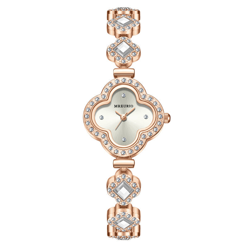 Four-leaf clover bracelet quartz watch