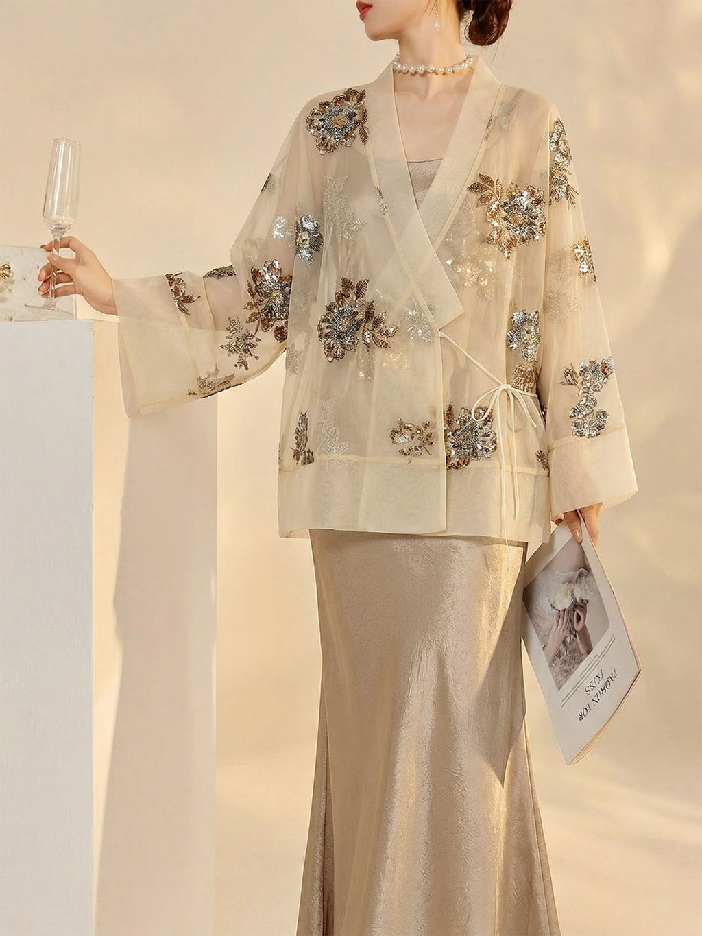 New Chinese-Style Elegant Mulberry Silk Two-Piece Set with Beaded Embroidery