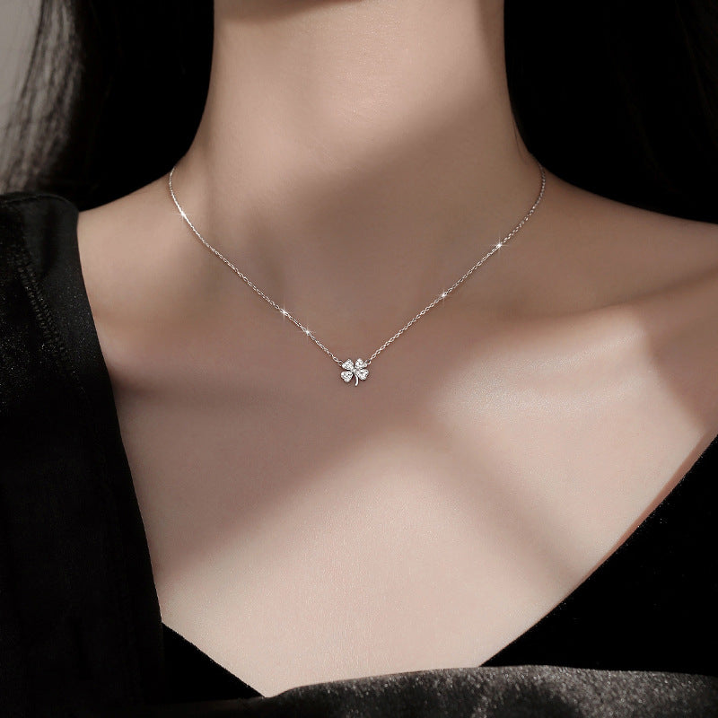 Adjustable Clover Pendant Necklace