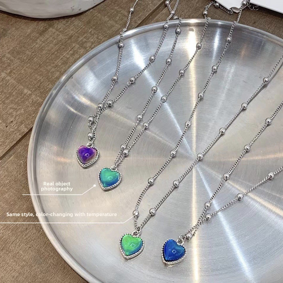 Temperature-sensitive Color-changing Heart Necklace