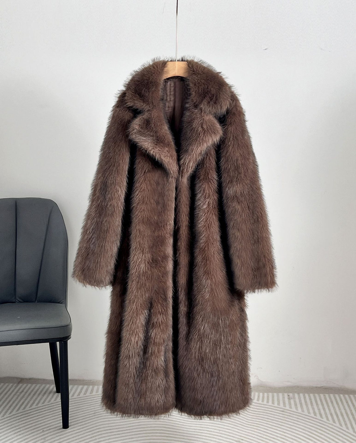Women's Long Lapel Faux Fur Coat