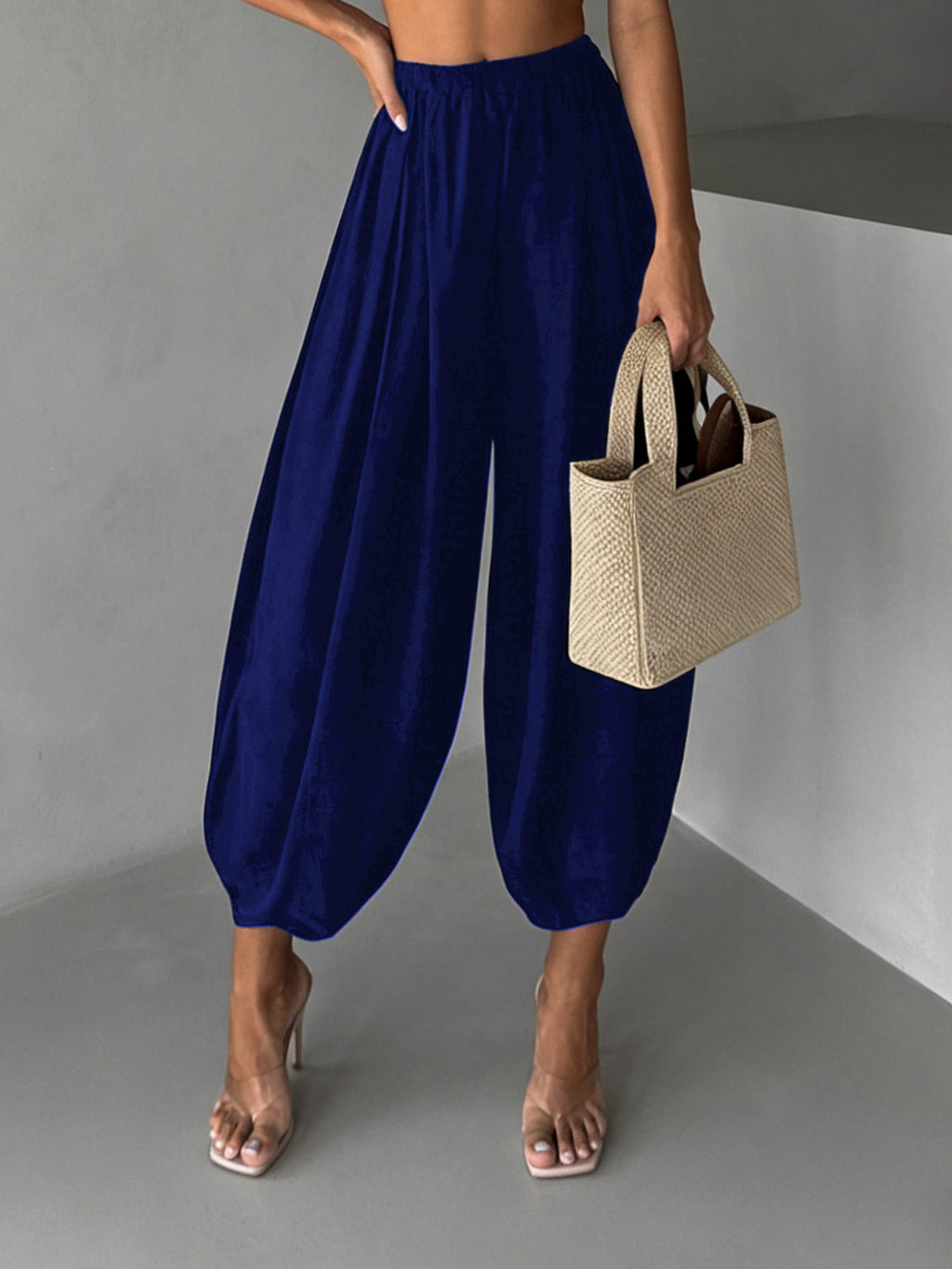 Elastic Waisted Solid Color Lantern Pants