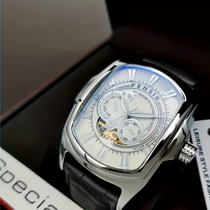 Waterproof luminous quartz watch