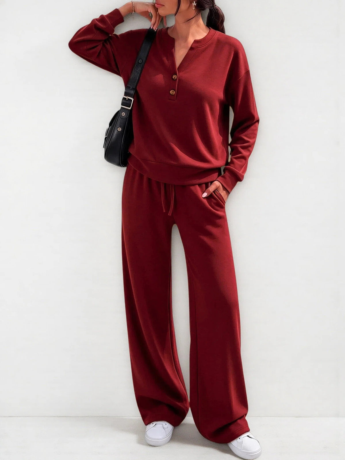 Loose-fitting long-sleeve top and wide-leg pants