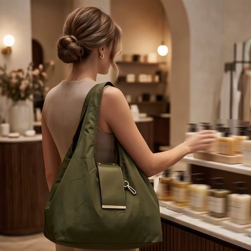 Nylon Tote Bag with Keychain Organizer