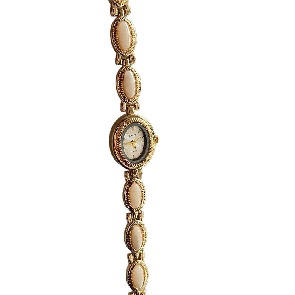 Women?s quartz wristwatch