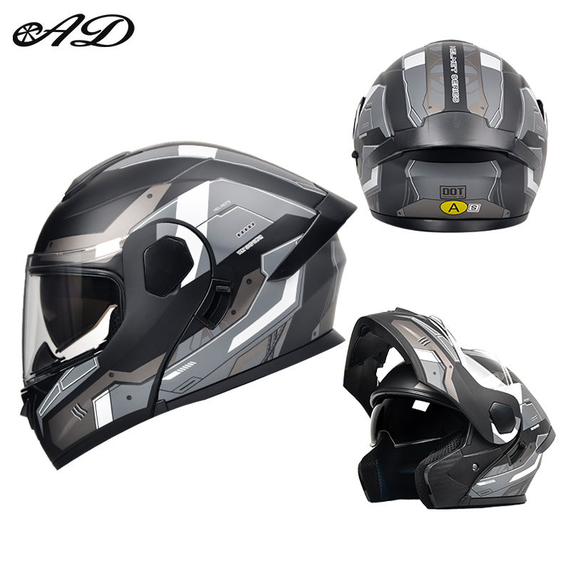 Motorcycle helmet with good ventilation in summer