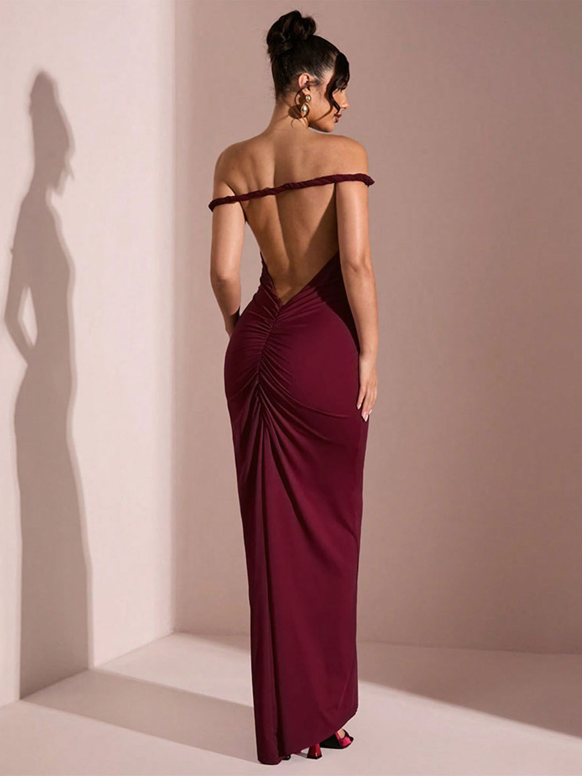Elegant Off-Shoulder Backless Long Dress