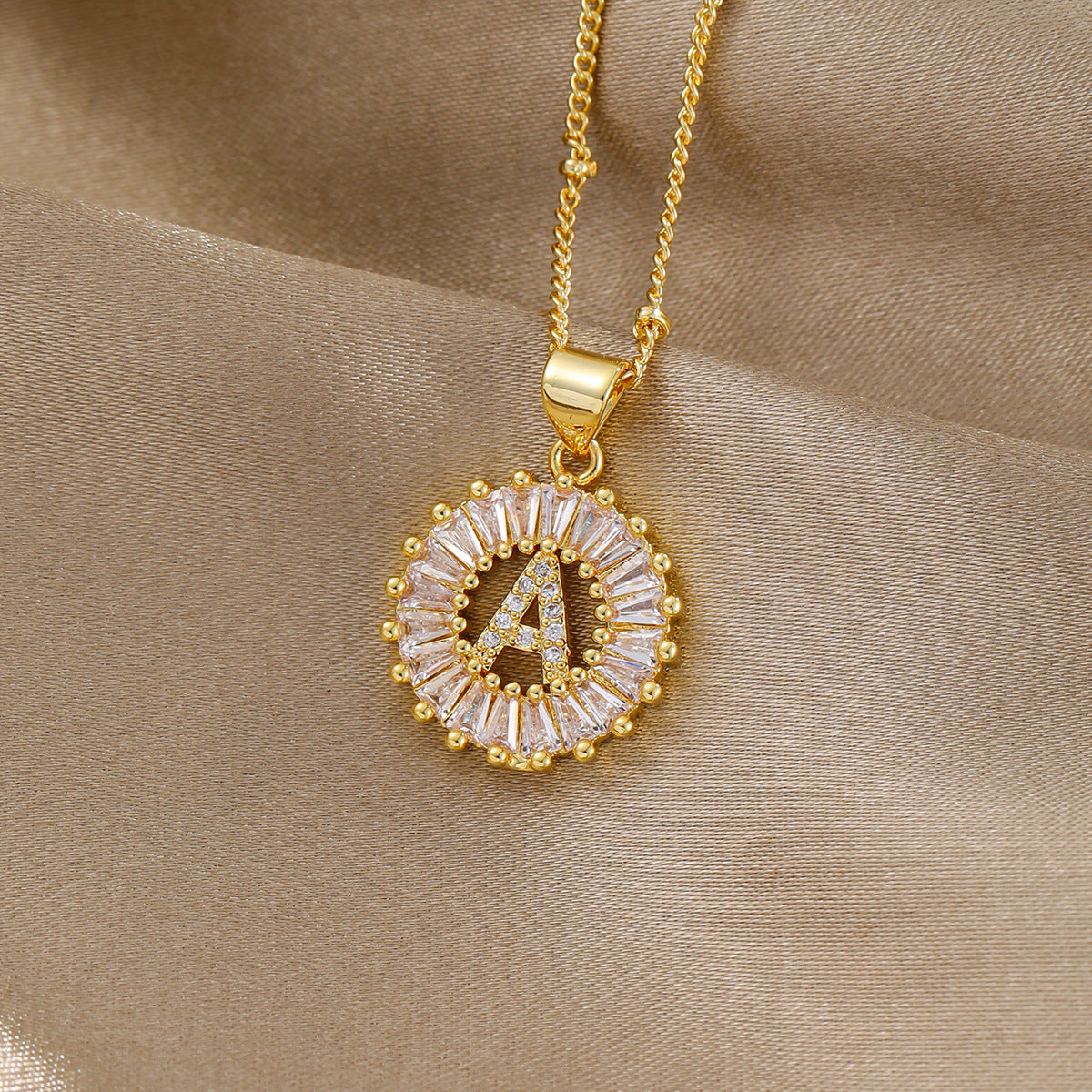 18k Gold Plated Zircon Letter Pendant Necklace Unisex Personalized Jewelry