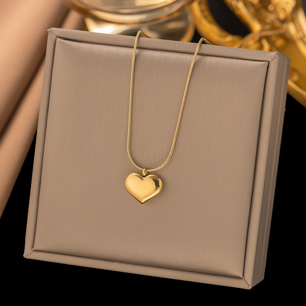 Titanium Steel Heart-Shaped Necklace for Women Fashion Heart Pendant Necklace