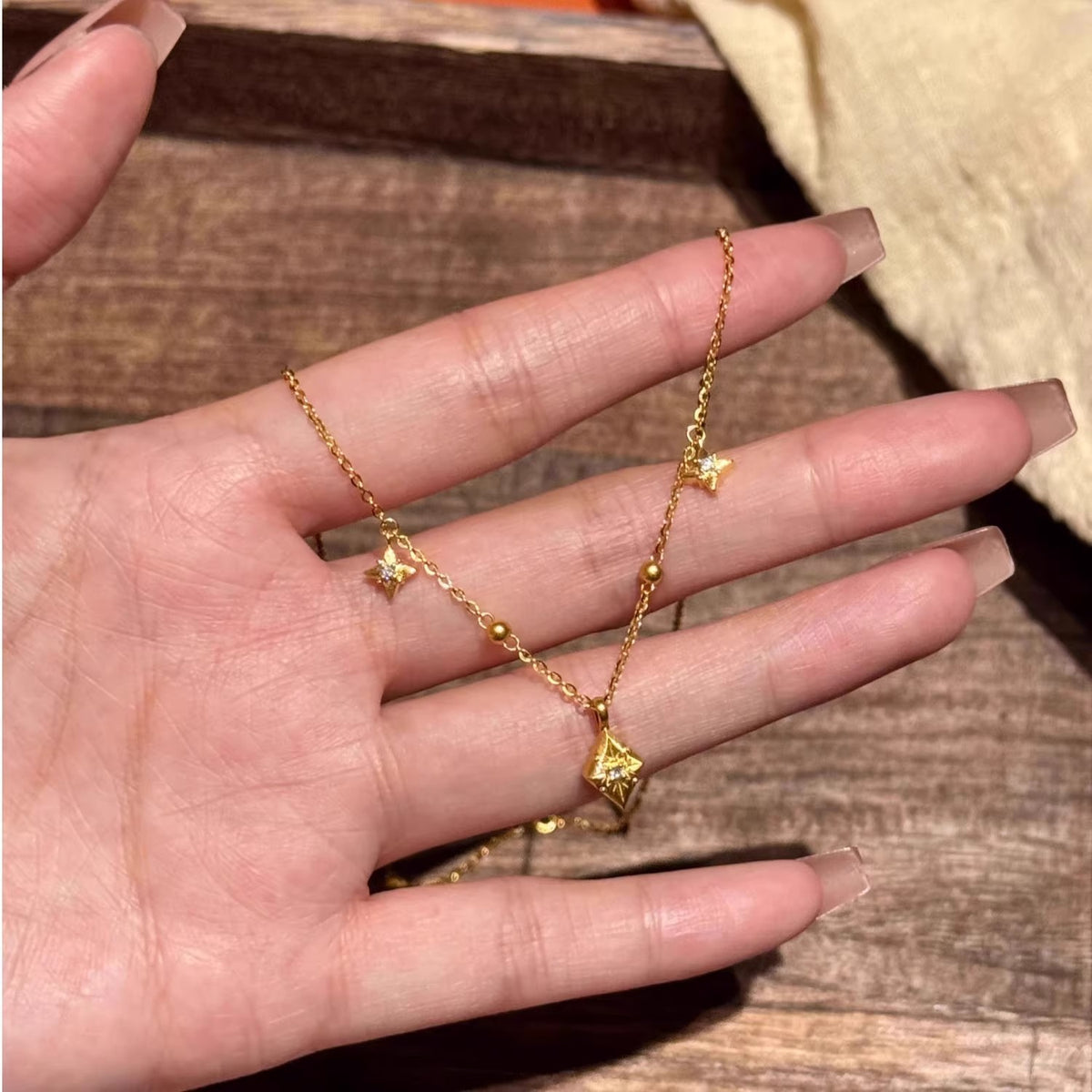 Hexagonal Awn Star Diamond Necklace
