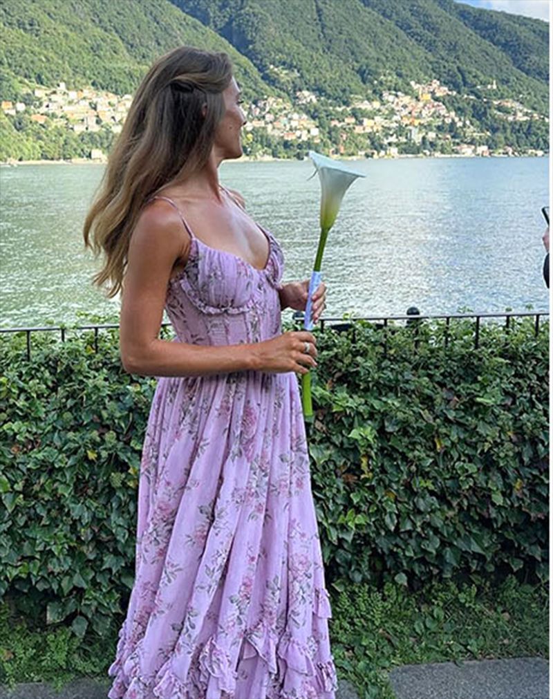 A fitted long dress